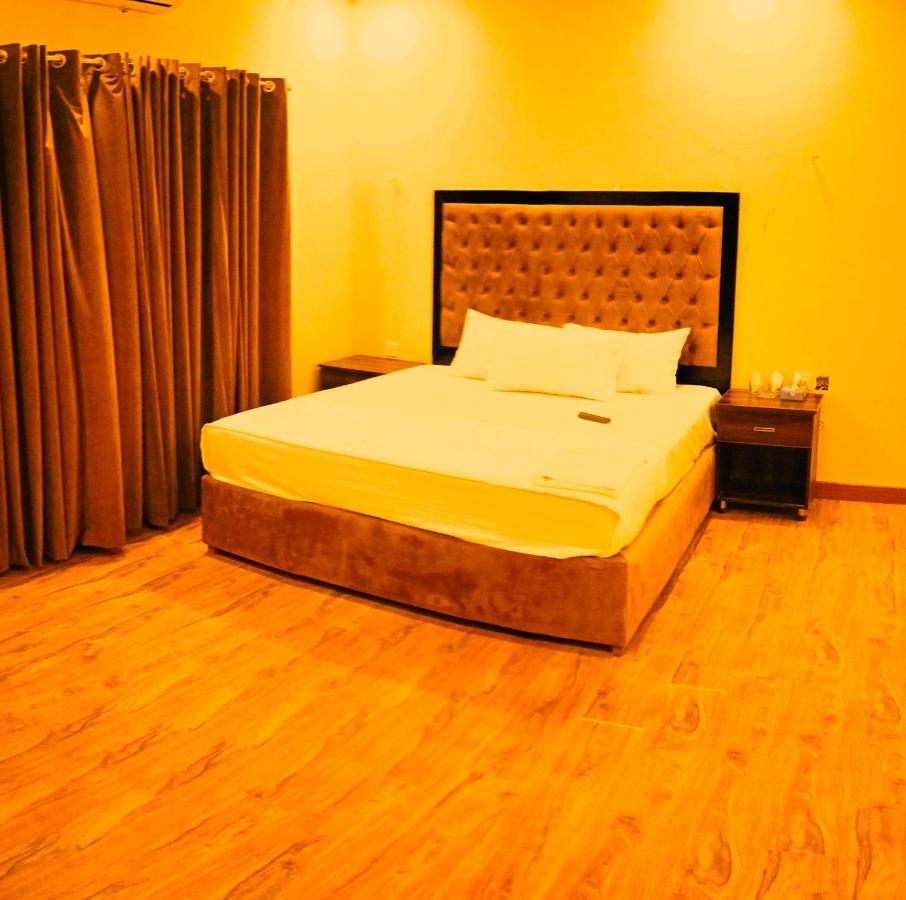 اسلام اباد Hayat Grand Guest House المظهر الخارجي الصورة