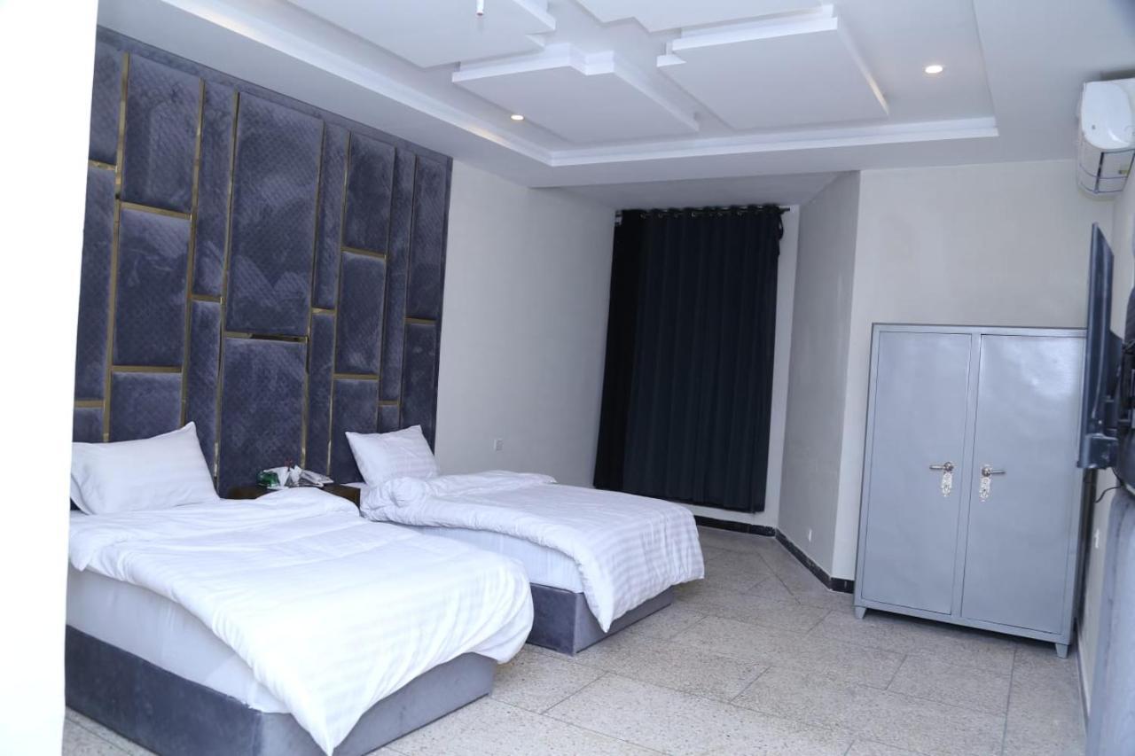 اسلام اباد Hayat Grand Guest House المظهر الخارجي الصورة