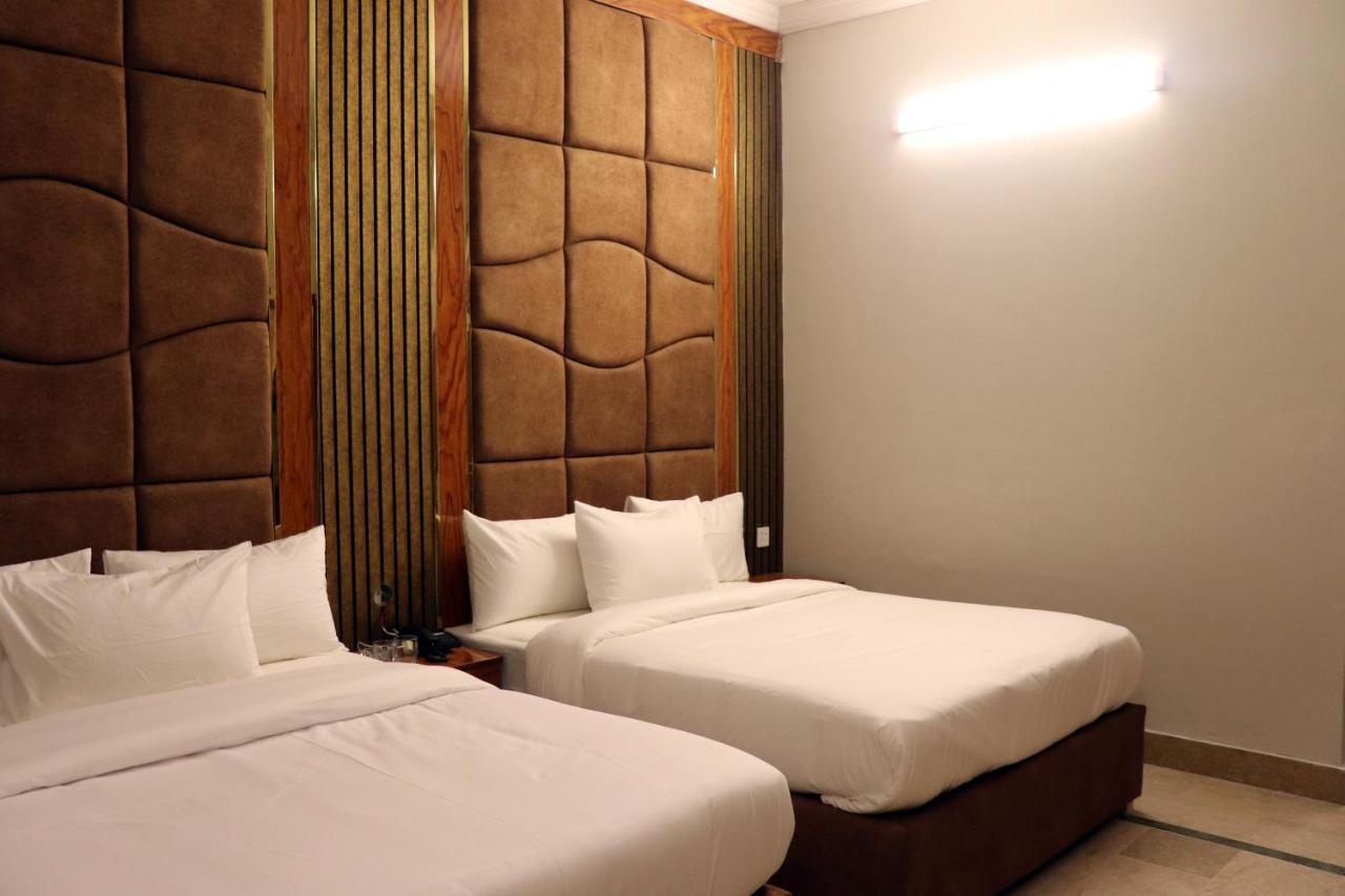 اسلام اباد Hayat Grand Guest House المظهر الخارجي الصورة