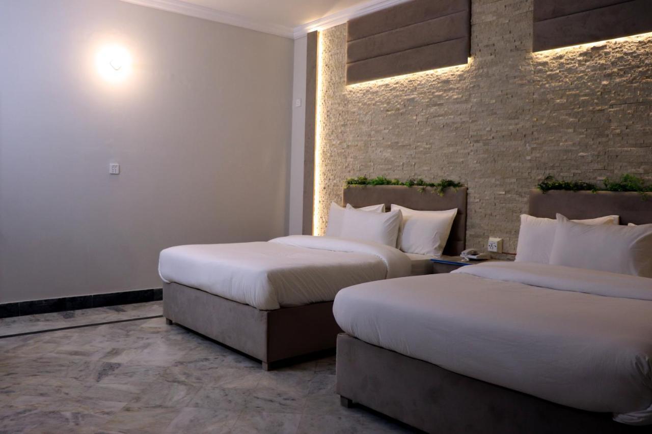 اسلام اباد Hayat Grand Guest House المظهر الخارجي الصورة